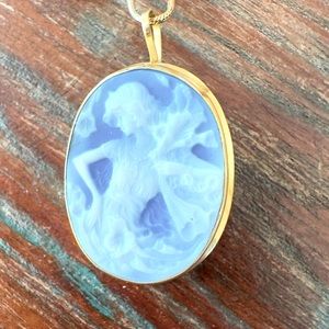 White Silhouette Cameo Pendant Brooch on REAL 18k Gold on with 14k Gold Chain